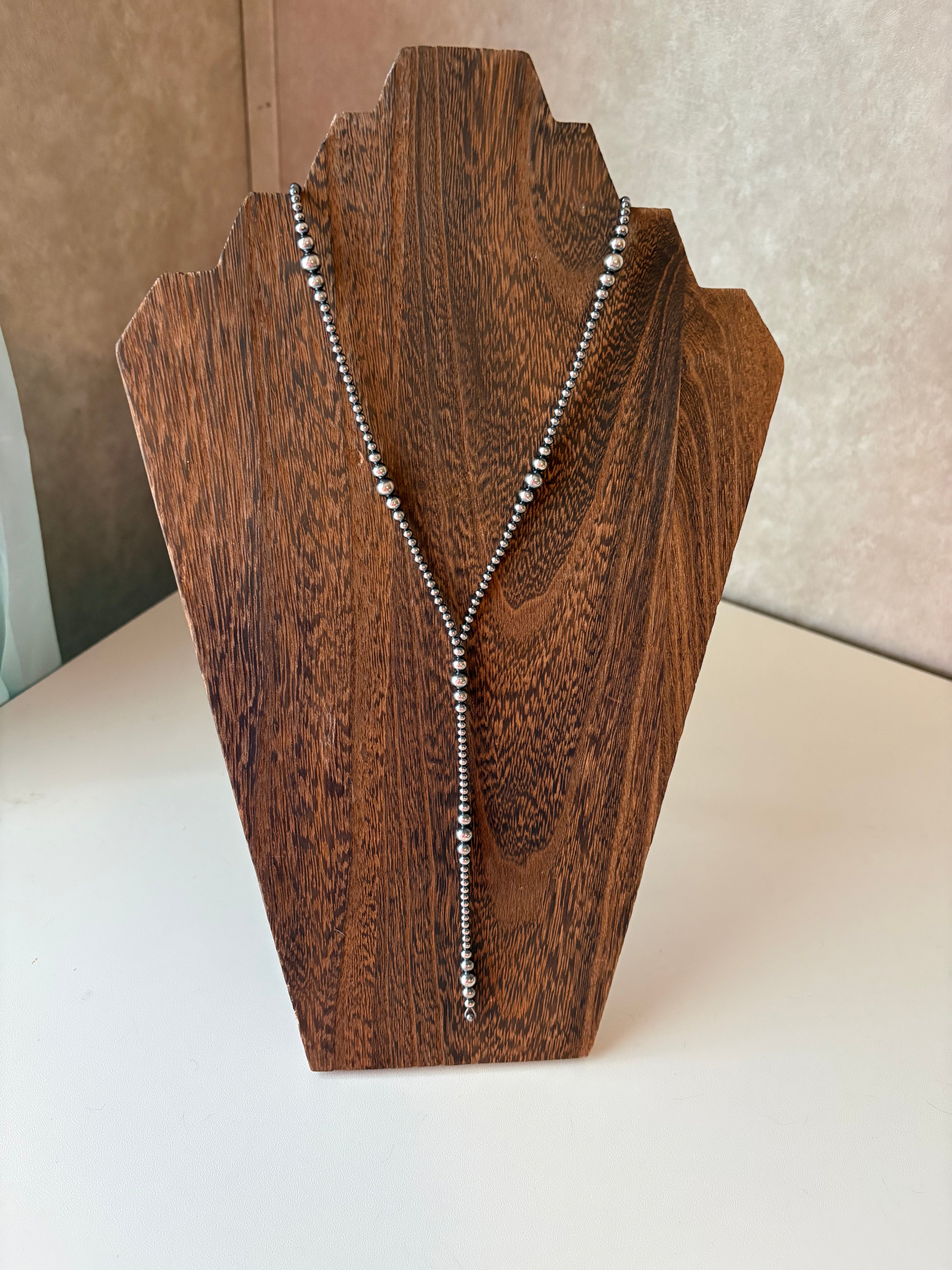 Lariat necklace