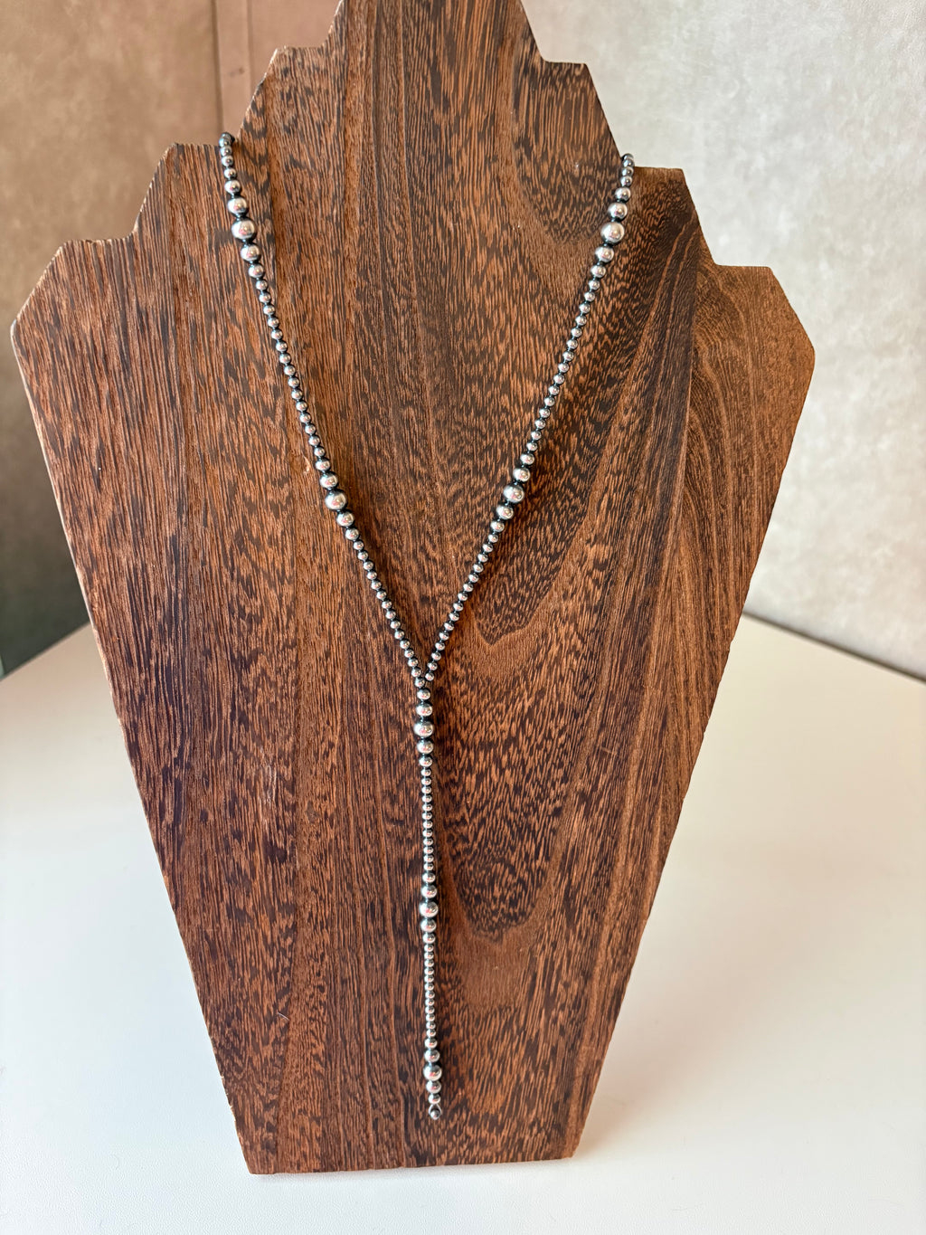 Lariat necklace
